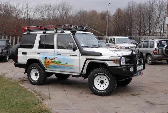 Toyota lc 76