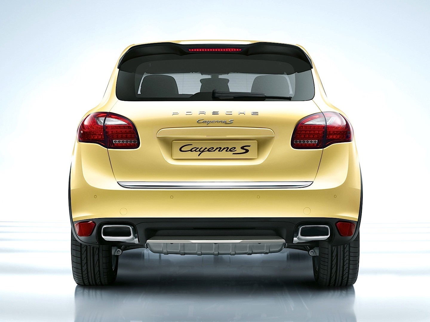 Отличие porsche cayenne от porsche cayenne s