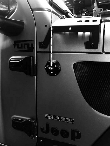 Антенна алюминиевая FURY круглая серии ENGRAVER для Jeep Wrangler JL