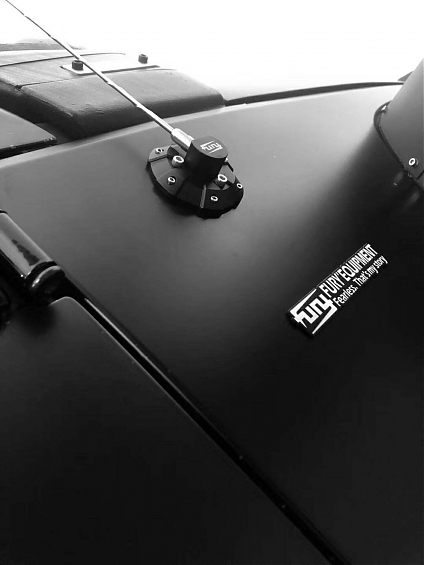 Антенна алюминиевая FURY круглая серии ENGRAVER для Jeep Wrangler JL