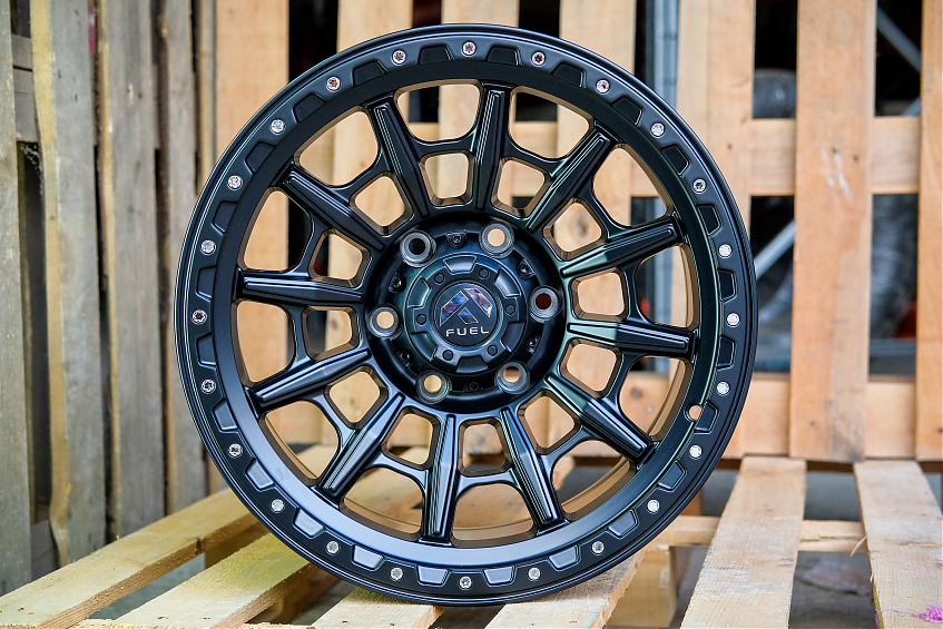 ДИСК АВТОМОБИЛЬНЫЙ АЛЮМИНИЕВЫЙ ЛИТОЙ  KMC CARNAGE (Реплика) 17х9 ET-0 6X139.7 ЦО-110,1