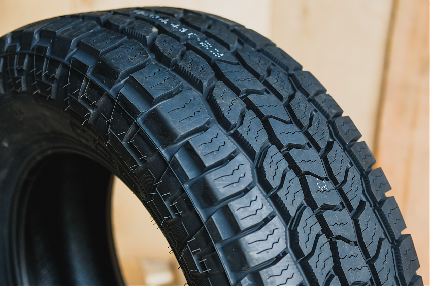 Шина всесезонная Cooper Discoverer AT3 XLT 285/65 R18 125/122 S