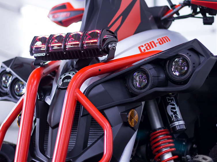 Светодиодная балка 10 ” RIGID Adapt – Адаптивный свет (28 светодиодов)