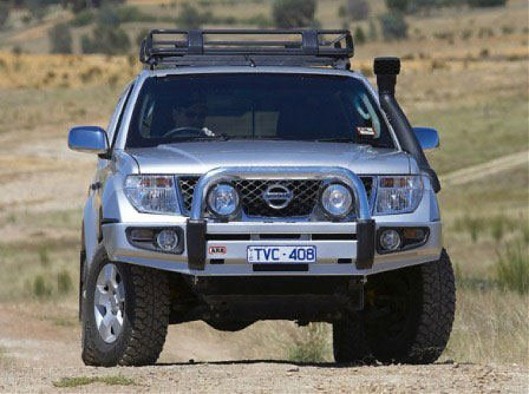 Бампер передний силовой ARB Sahara для Nissan Navara D40 с 2005 по 2010 год.