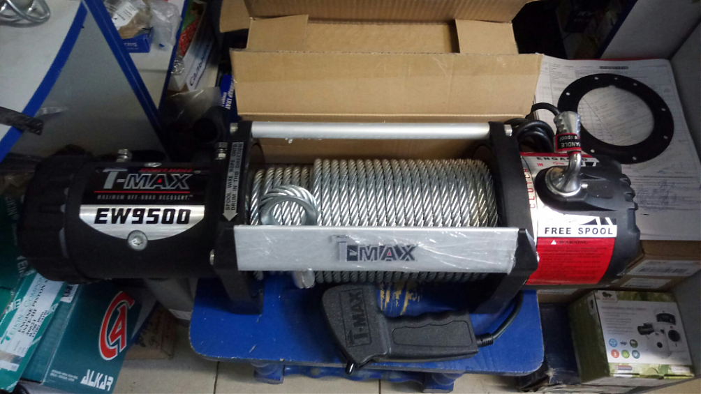 Лебедка автомобильная электрическая T-Max X-Power HEW-9500 12В