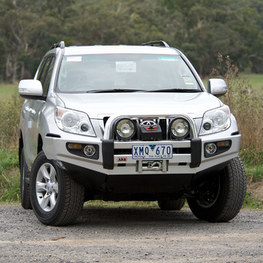 Бампер силовой передний ARB Sahara для Toyota Land Cruiser Prado 150 с 2009 до 2013 года. (Для машин с парктроником)