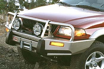 Бампер передний силовой Deluxe для Mitsubishi Pajero Sport до 2009 г. Бампер передний силовой Deluxe для Mitsubishi Pajero Sport до 2009 г.