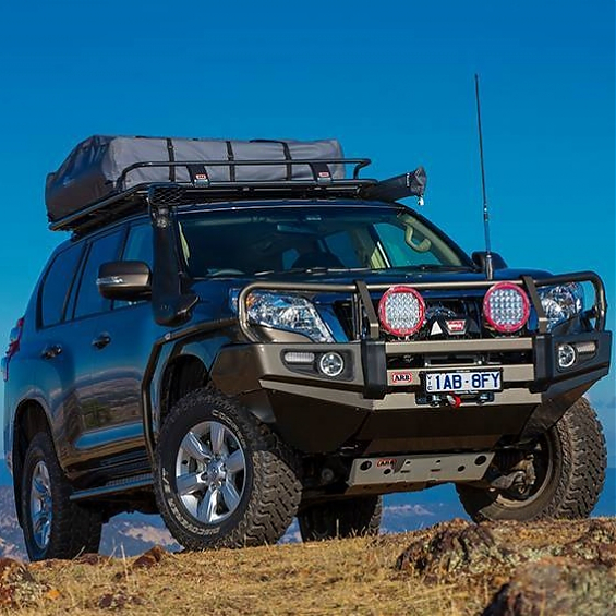 Бампер передний силовой Deluxe Toyota Land Cruiser Prado 150 (2014+.) Только VX и Kakadu