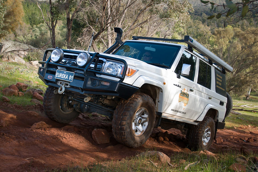 Лифт-комплект OME +50 мм. Toyota Land Cruiser 76 (Средняя нагрузка)