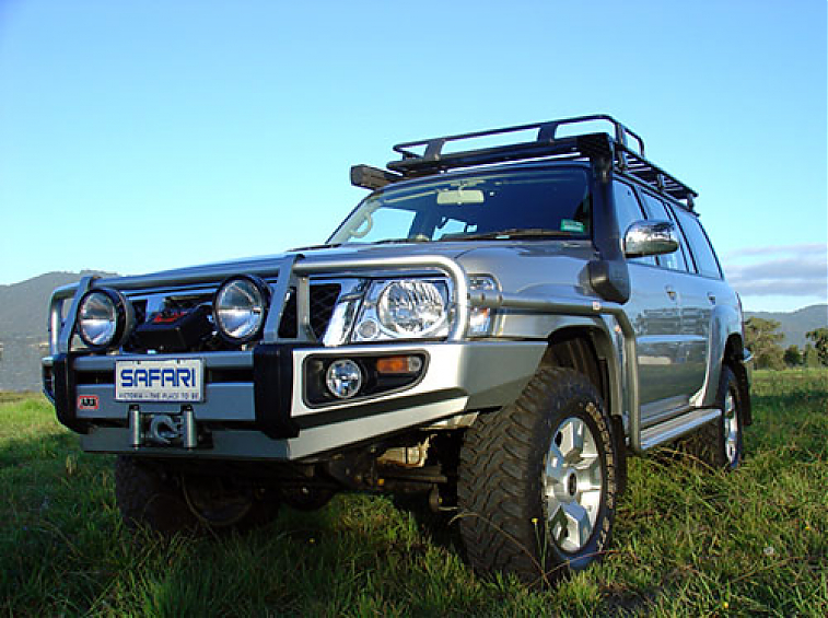 Шноркель Safari для Nissan Patrol Y61 с 2004 года. Дизель