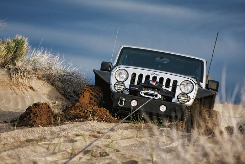 Лебедка электрическая для внедорожника WARN ZEON 8-s синтетический трос