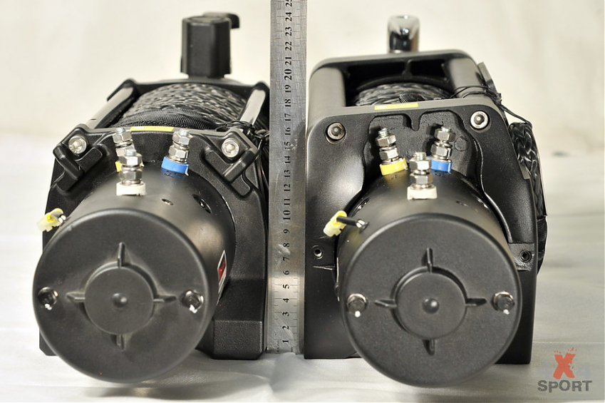 Лебедка автомобильная электрическая COMEUP Seal Slim 12.5rs (12В) синтетический трос