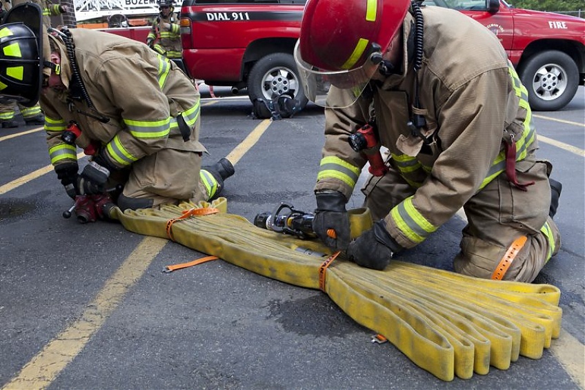 Ремень крепёжный TitanStraps Industrial черный L = 64 см (Dmax = 18 см, Dmin = 5,5 см)