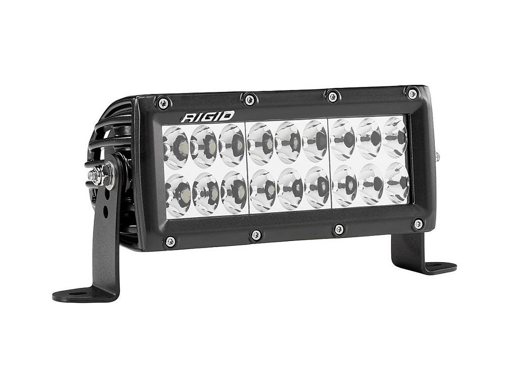 Светодиодная фара Rigid 6 дюймом Е-серия PRO (18 светодиодов) - Водительский свет Светодиодная фара Rigid 6 дюймом Е-серия PRO (18 светодиодов) - Водительский свет