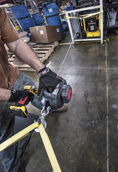 Лебедка переносная работает от дрели WARN Drill Winch 750lbs стальной трос