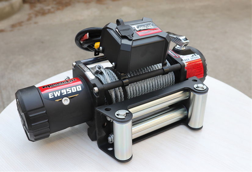 Лебедка автомобильная электрическая T-Max EW9500 MuscleLift 12В с синтетическим тросом