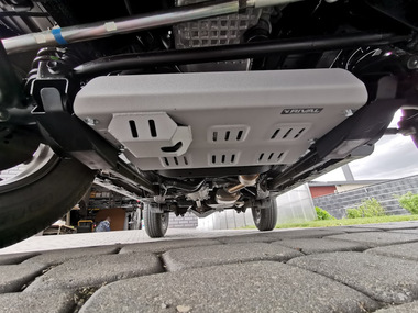 Защита алюминиевая Rival для переднего дифференциала Suzuki Jimny IV 2019-2020.