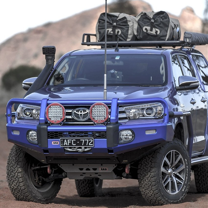 Бампер передний силовой ARB SUMMIT W/BAR для Toyota Hilux Revo с 2015 года Бампер передний силовой ARB SUMMIT W/BAR для Toyota Hilux Revo с 2015 года