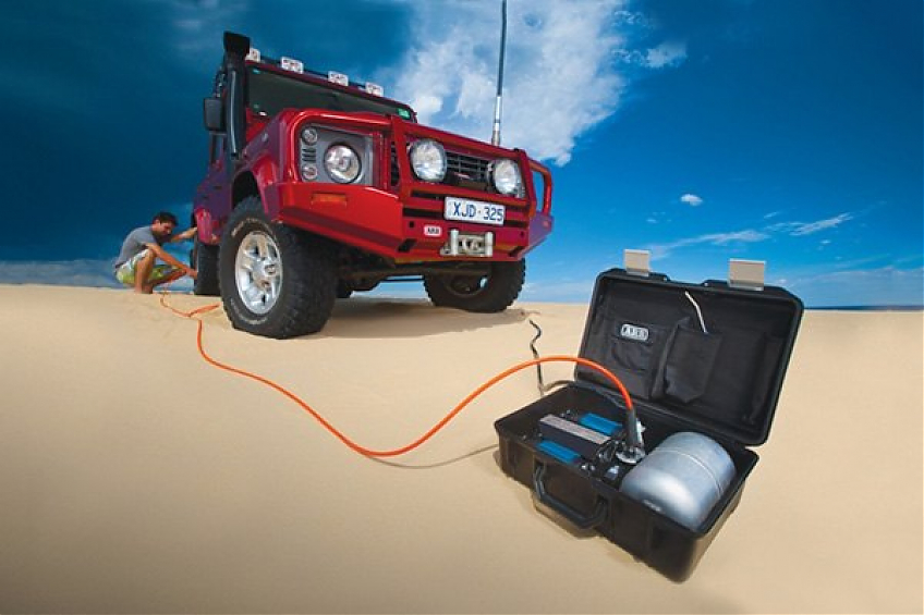 Портативный автомобильный компрессор ARB 174л/м