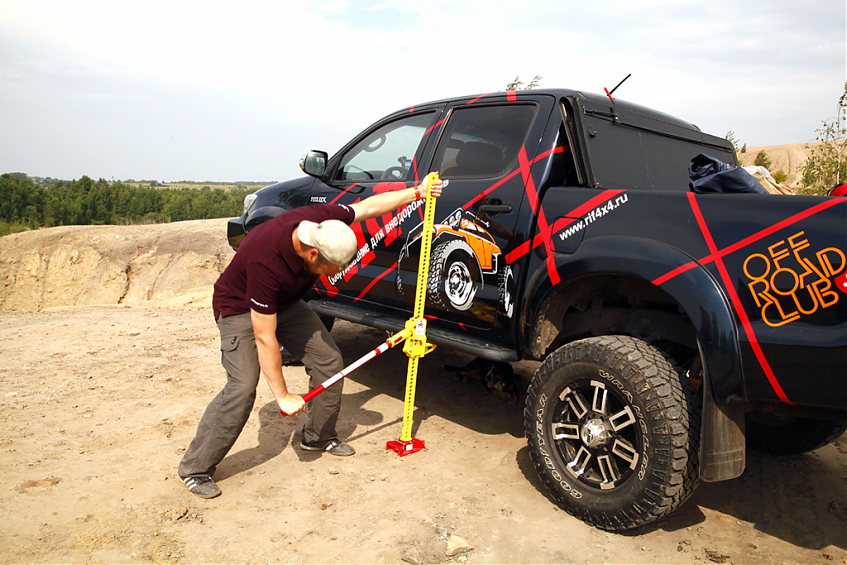 Домкрат реечный ХАЙДЖЕК Hi-Lift Super X-Treme чугун 150 см