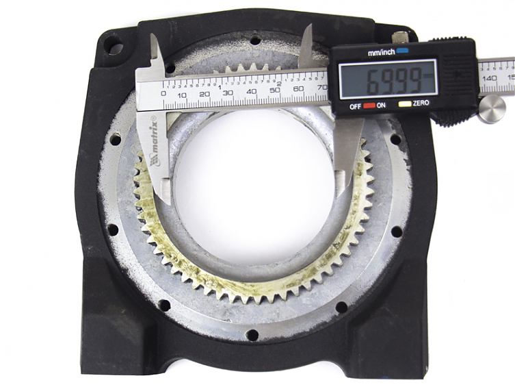 Боковина редуктора Superwinch Tiger Shark 9.5/11.5