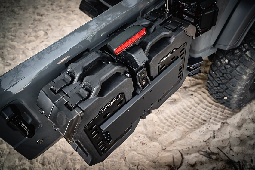 Крепление канистр к задней двери с 2 канистрами FURY для Jeep Wrangler JL