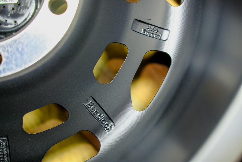 Диски литые с бэдлоком FUEL Offroad D114 Covert Beadlock Matt Black(качественная реплика) R17X9J 6X139.7 ЦО-110,1