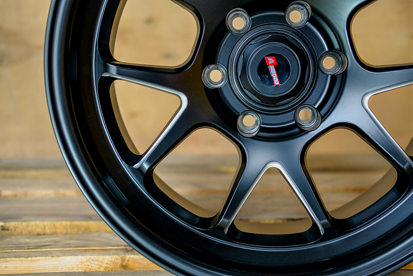 ДИСК АВТОМОБИЛЬНЫЙ АЛЮМИНИЕВЫЙ ЛИТОЙ Amgood Sunrise Wheels 18Х9 6X139.7 ET-0 110.1