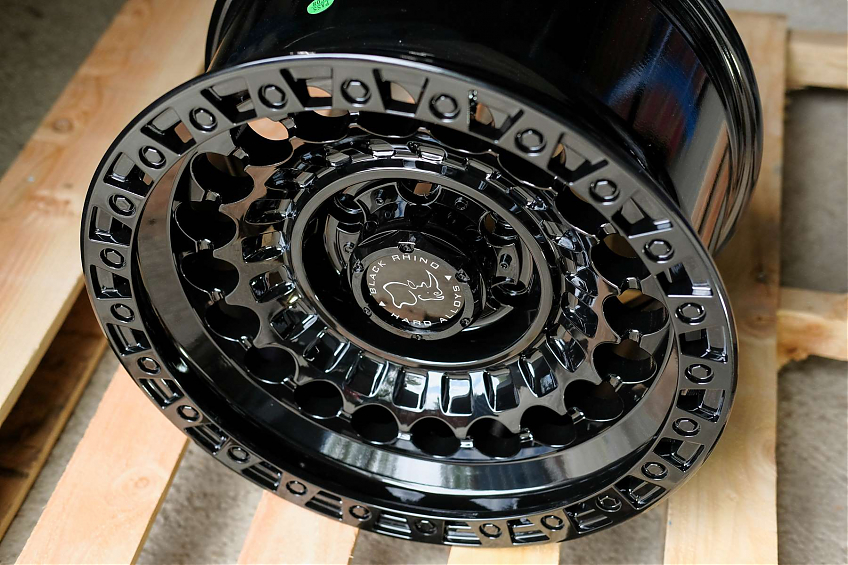 ДИСК АВТОМОБИЛЬНЫЙ АЛЮМИНИЕВЫЙ ЛИТОЙ BLACK RHINO SENTINEL Черный глянец (Реплика) 17х9 ET-0 6X139.7 ЦО-110,1