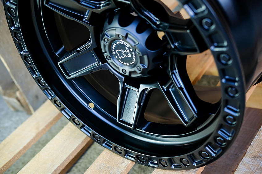 ДИСК АВТОМОБИЛЬНЫЙ АЛЮМИНИЕВЫЙ ЛИТОЙ Black Rhino JT165 17Х9 ET-0 6X139.7 Black