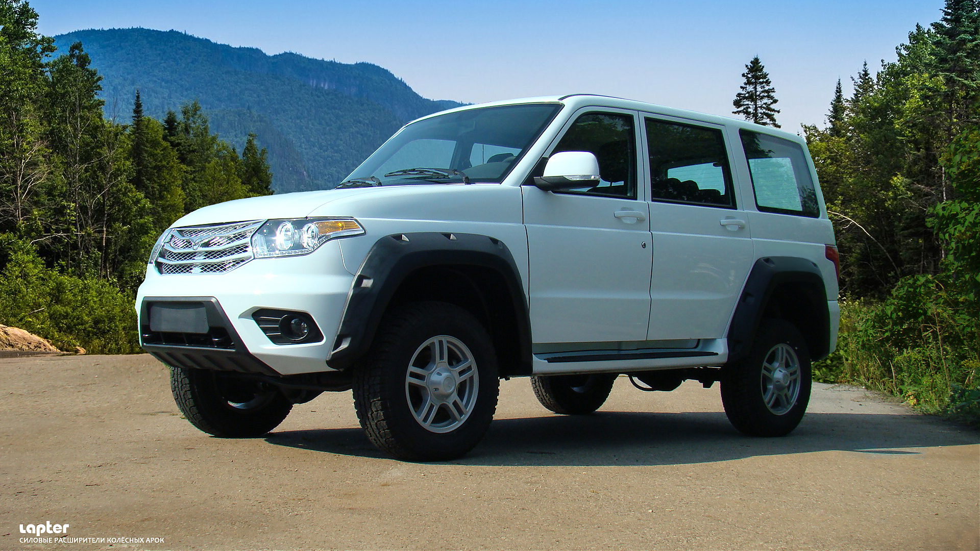 Расширители колёсных арок УАЗ Патриот рестайлинг 2017 г (1 бак) Расширители колёсных арок УАЗ Патриот рестайлинг 2017 г (1 бак)