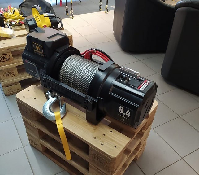 лебедка электрическая индустриальная Winching ETALON 18500 лебедка электрическая 24В