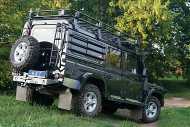 Задний силовой бампер KDT для Land Rover Defender 90/110