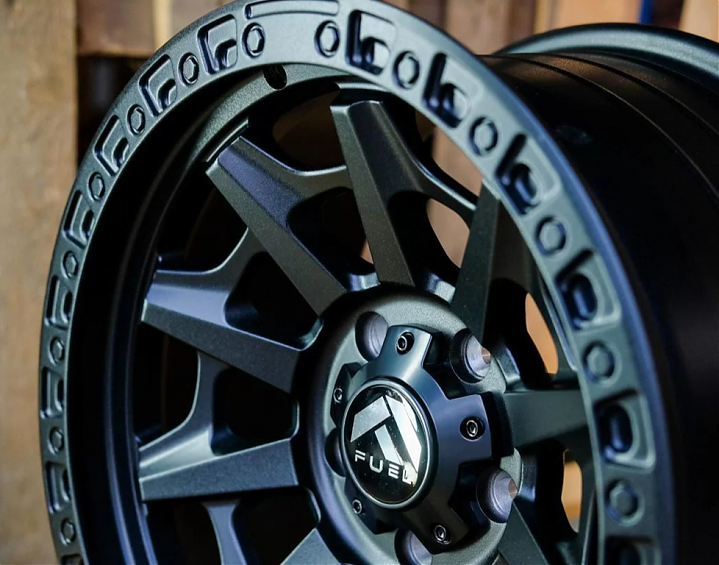 ДИСК АВТОМОБИЛЬНЫЙ АЛЮМИНИЕВЫЙ FUEL Model D694 (Реплика) 17х9 ET-0 5x127 ЦО-71.6