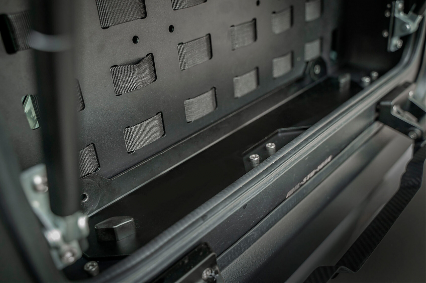 Многофункциональный боковой ящик FURY для инструментов серии Gravity для Jeep Wrangler JL — Правый