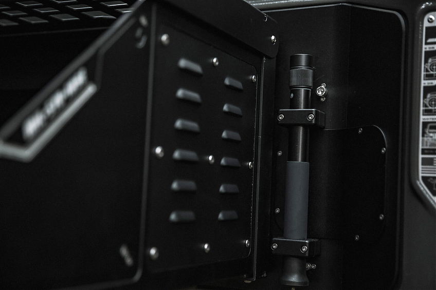 Многофункциональная платформа (столик) FURY для задней двери Jeep Wrangler JL