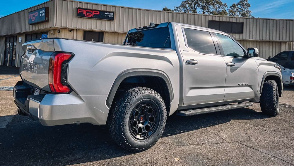 ДИСК АВТОМОБИЛЬНЫЙ АЛЮМИНИЕВЫЙ ЛИТОЙ TOYOTA TRD TY-03 (Реплика) R17х8 ET+5 6X139.7 ЦО-106.1