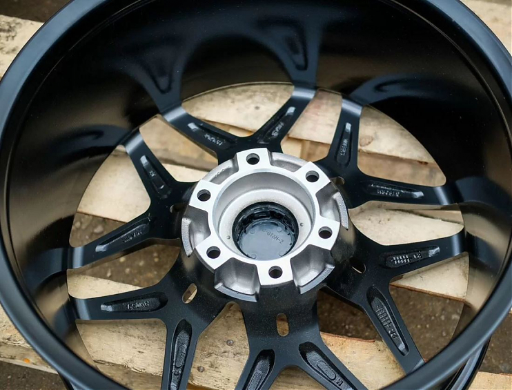 ДИСК АВТОМОБИЛЬНЫЙ АЛЮМИНИЕВЫЙ ЛИТОЙ Vossen Hybrid Forged R20x9.5 6x139.7 ет+20