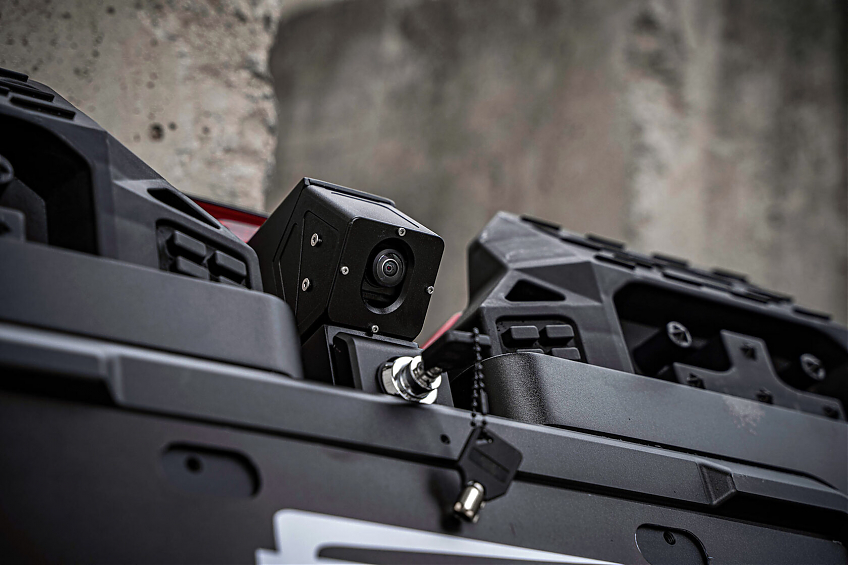 Интегрированная система FURY для крепления оборудования к задней двери Jeep Wrangler JL