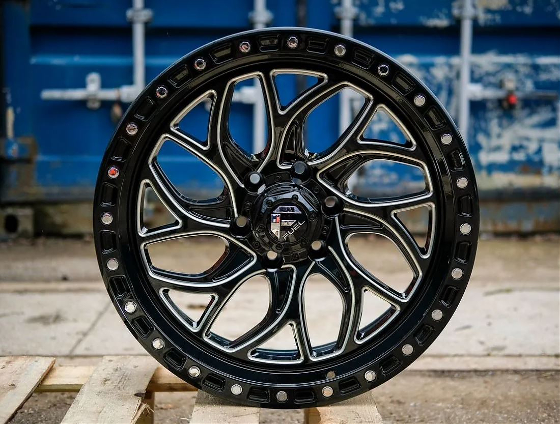 ДИСК АВТОМОБИЛЬНЫЙ АЛЮМИНИЕВЫЙ ЛИТОЙ Fuel Runner R20Х9 6X139.7 ET-0 110.1