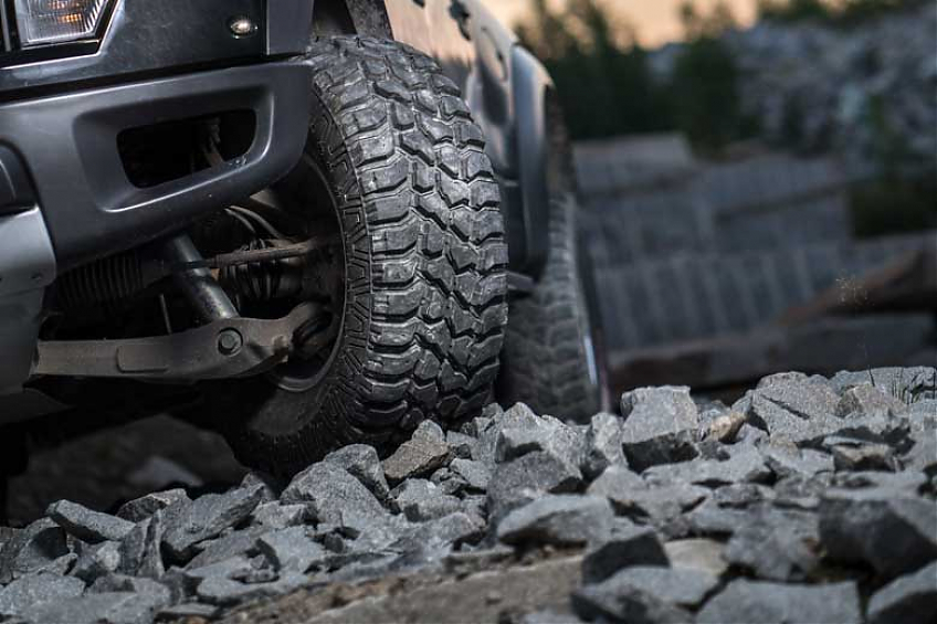 Шина автомобильная грязевая Nokian Rockproof 265/70 R17 121/118Q