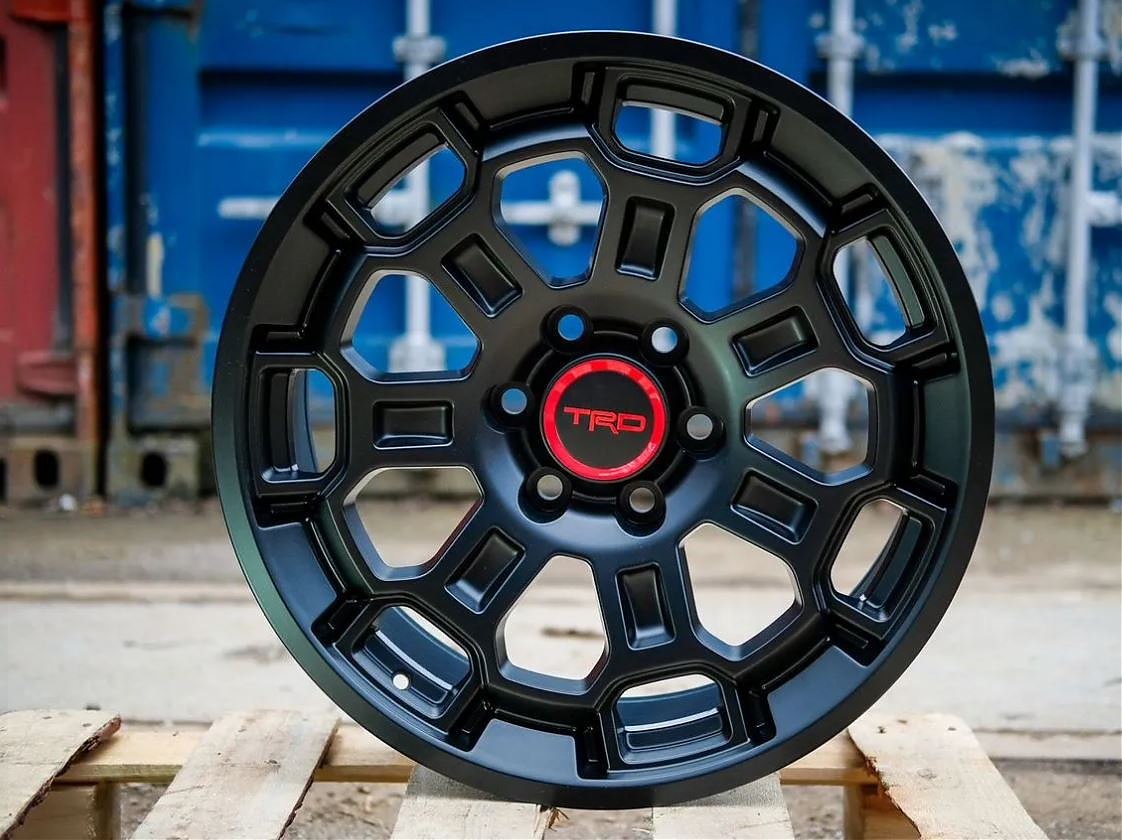 ДИСК АВТОМОБИЛЬНЫЙ АЛЮМИНИЕВЫЙ ЛИТОЙ TRD PRO R20Х9 6X139.7 ET+15 Черный