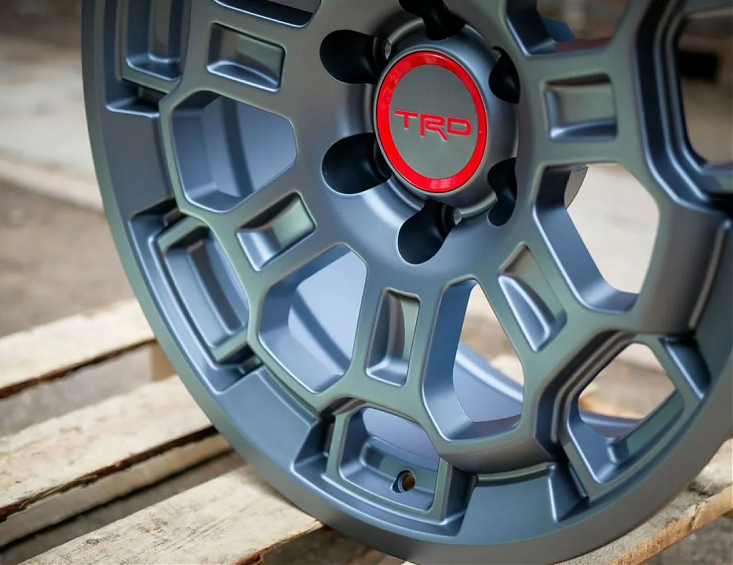 ДИСК АВТОМОБИЛЬНЫЙ АЛЮМИНИЕВЫЙ ЛИТОЙ TRD PRO R20Х9 6X139.7 ET+15 Серый