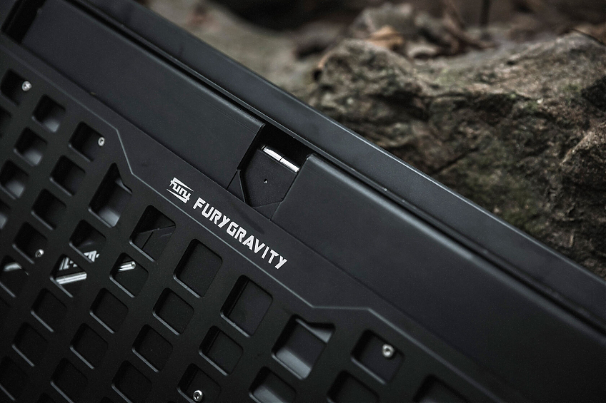 Многофункциональная платформа (столик) FURY для задней двери Jeep Wrangler JL