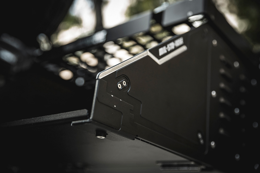 Многофункциональная платформа (столик) FURY для задней двери Jeep Wrangler JL