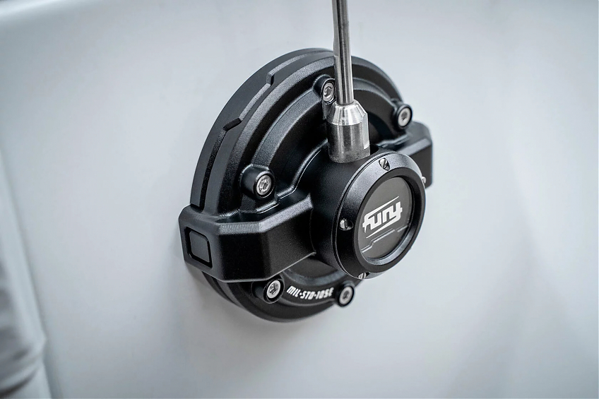 Алюминиевая антенна FURY круглая серии Gravity для Jeep Wrangler JL