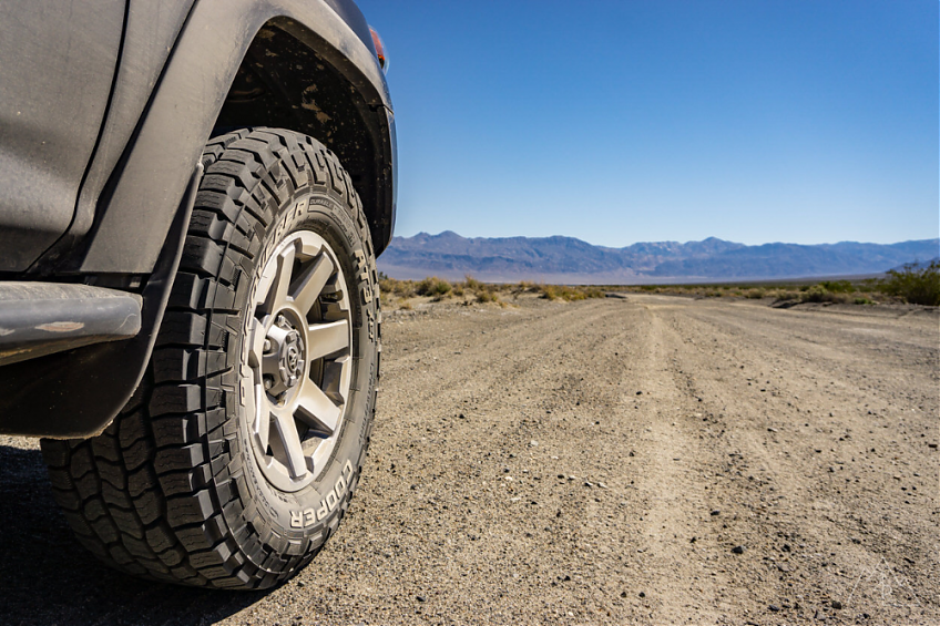 Шина всесезонная Cooper Discoverer AT3 XLT 285/75 R16 126/123 R