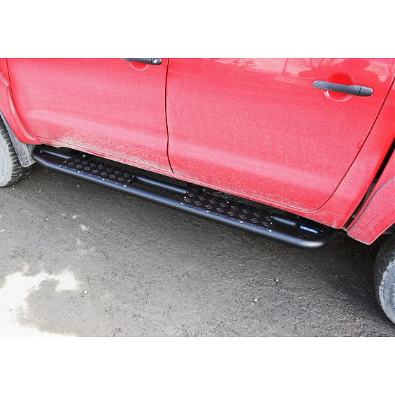 Силовые пороги RIVAL для Toyota Hilux Vigo 2011-2015 с комплектом крепежа