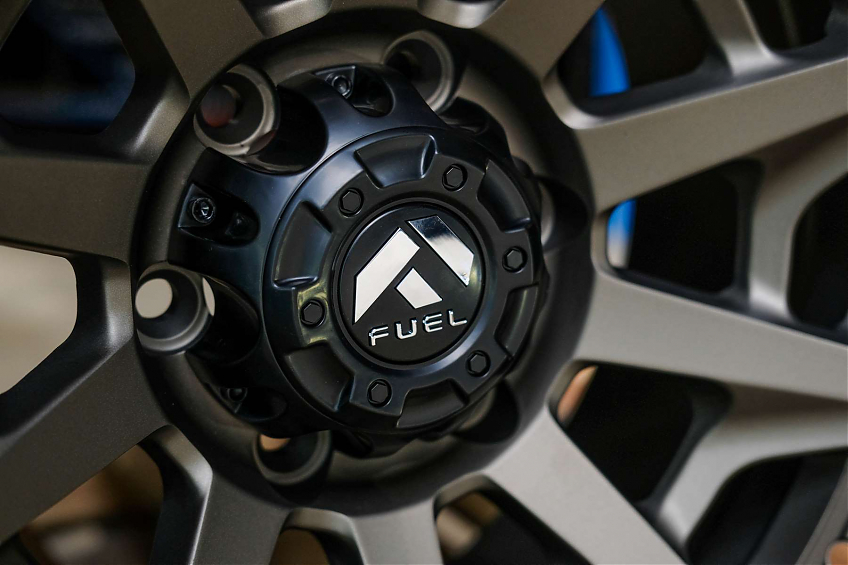 ДИСК АВТОМОБИЛЬНЫЙ АЛЮМИНИЕВЫЙ FUEL Model D694 (Реплика) 18х9 ET-0 6x139.7 ЦО-110,1 Бронза