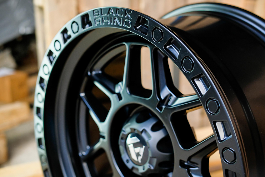 ДИСК АВТОМОБИЛЬНЫЙ АЛЮМИНИЕВЫЙ ЛИТОЙ BLACK RHINO KELSO (Реплика) 18х9 ET-0 5X127 ЦО-71.5